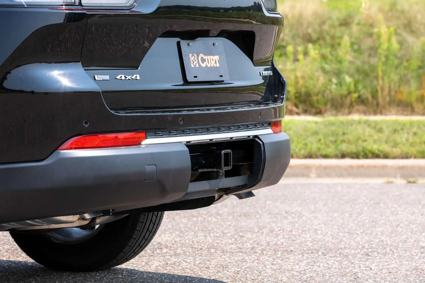 Custom Trailer Hitch Covers for Multiple Interests: How to Change Your Design Without Buying Another Cover